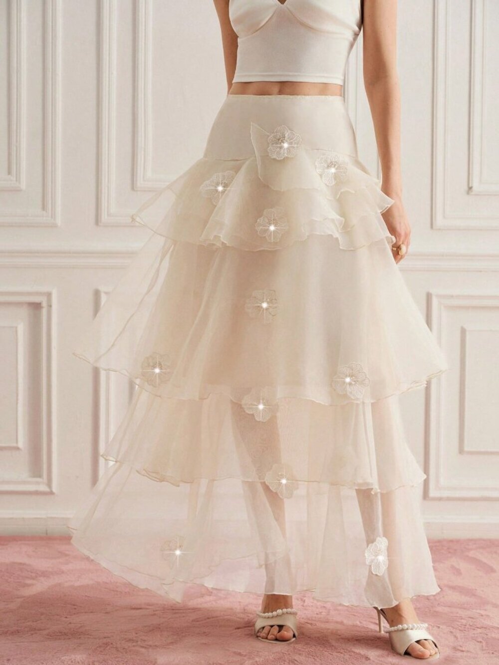European Elegant Women's Sequin Floral detailed Ruffle Hem Cake Skirt